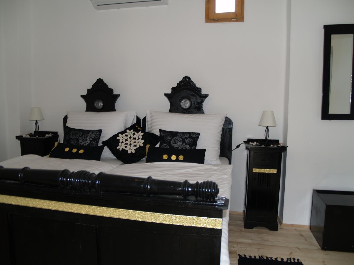 Hotel Pannonia Terranova à Vardarac Extérieur photo