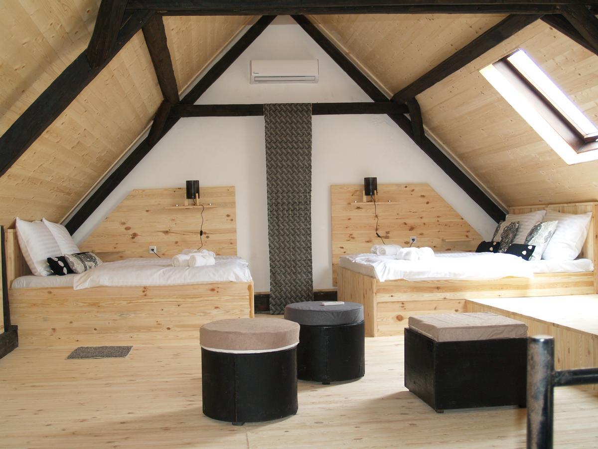 Hotel Pannonia Terranova à Vardarac Extérieur photo